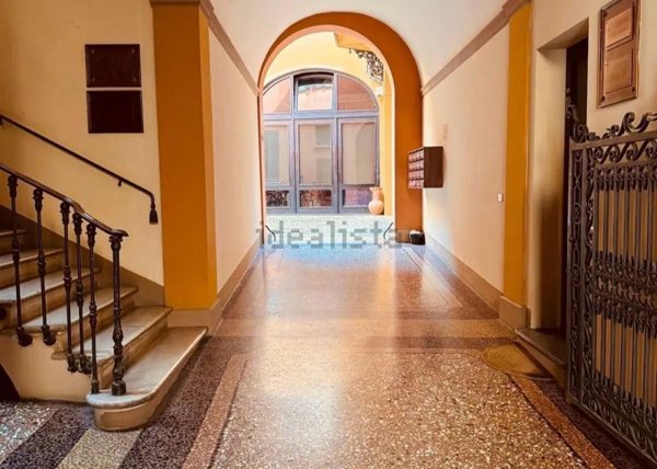 appartamento in affitto a Bologna in zona Santo Stefano