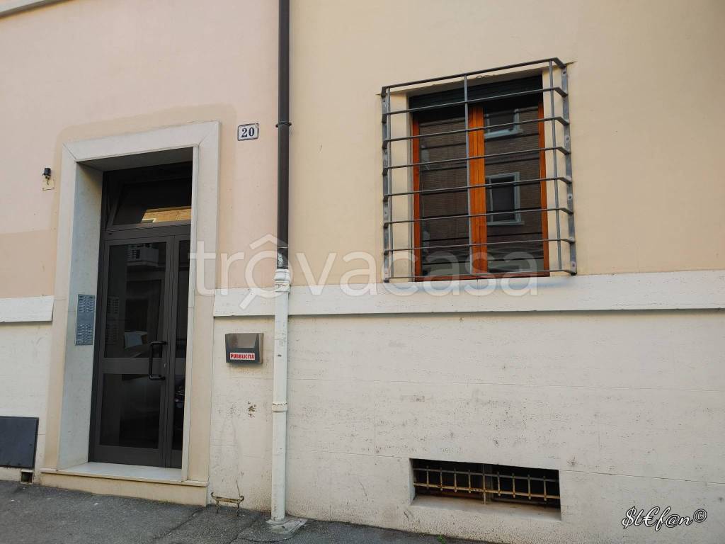 appartamento in affitto a Bologna in zona Saffi