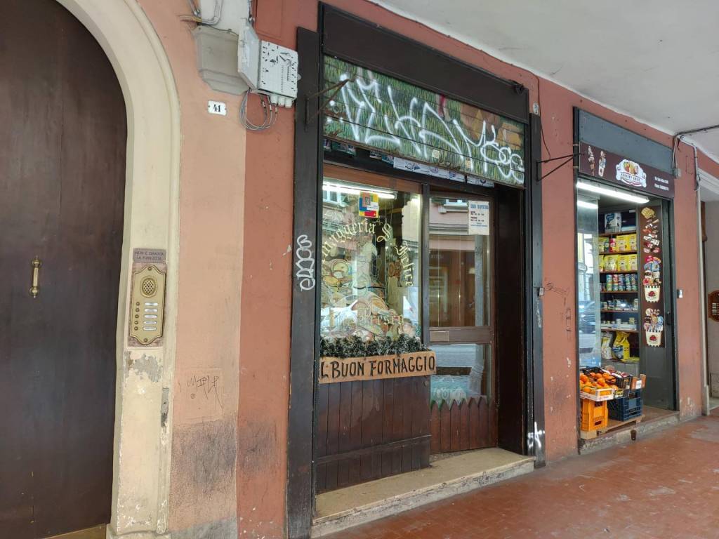 negozio in affitto a Bologna in zona Centro Storico