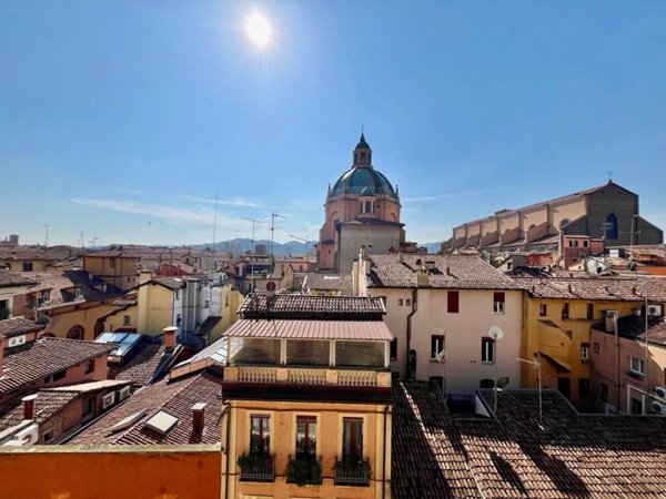appartamento in affitto a Bologna in zona Centro Storico