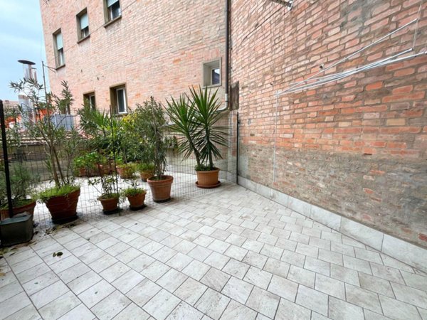 appartamento in affitto a Bologna in zona Saffi