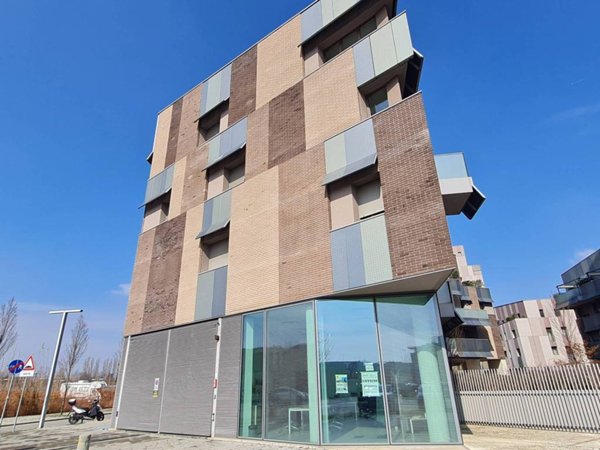negozio in affitto a Bologna in zona Corticella