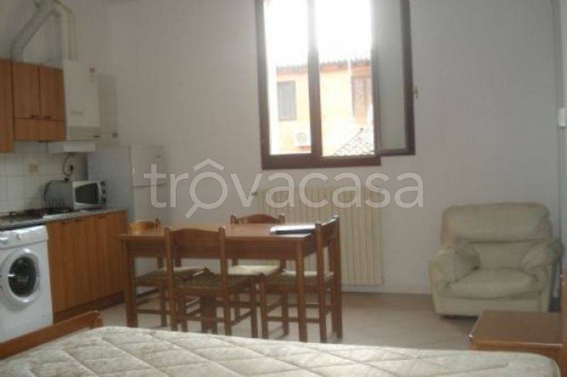 appartamento in affitto a Bologna in zona San Vitale