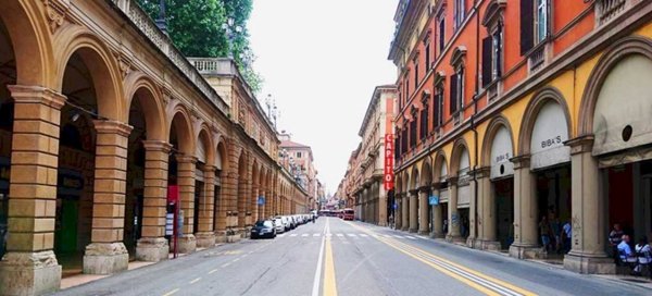 negozio in affitto a Bologna