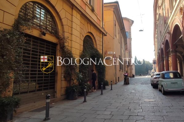 appartamento in affitto a Bologna in zona Santo Stefano