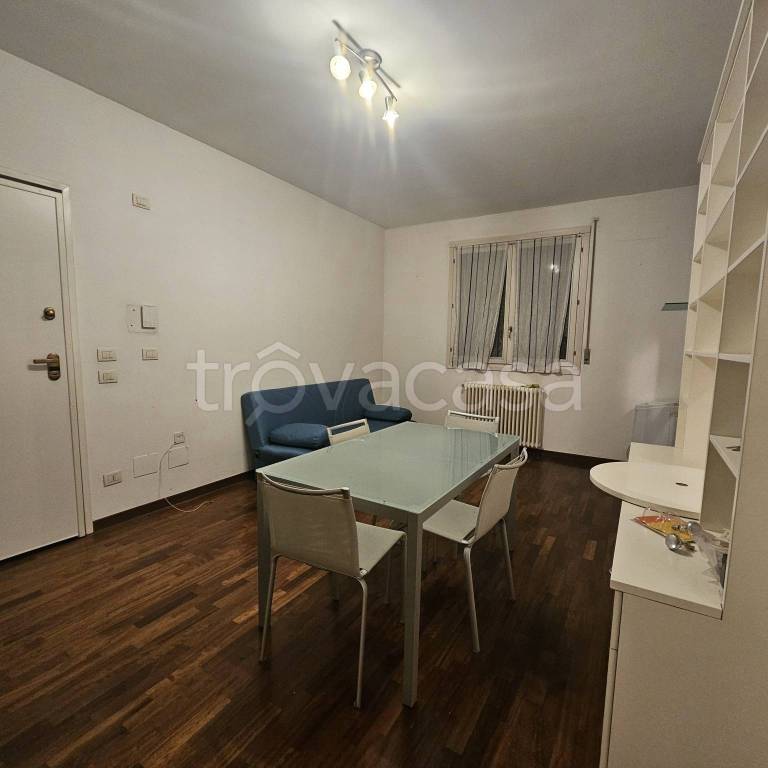 appartamento in affitto a Bologna in zona San Vitale