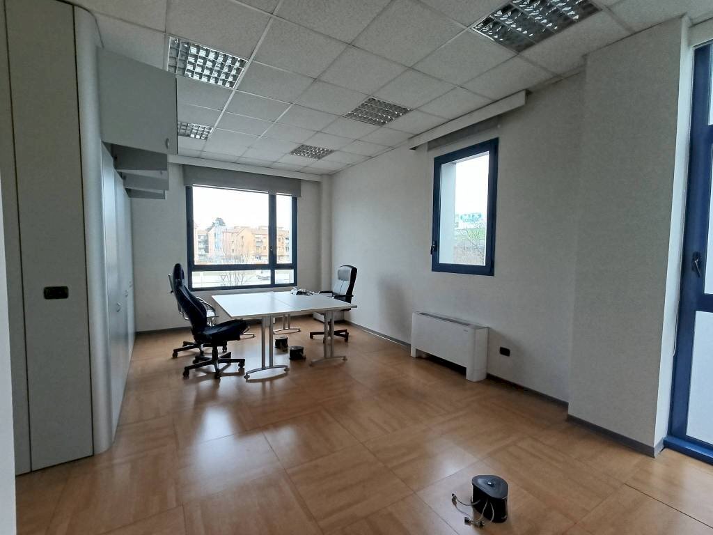 ufficio in affitto a Bologna in zona Corticella
