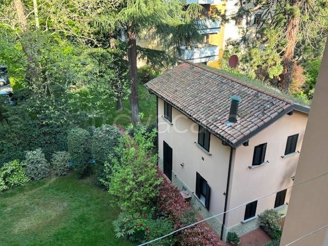 appartamento in affitto a Bologna in zona Santo Stefano