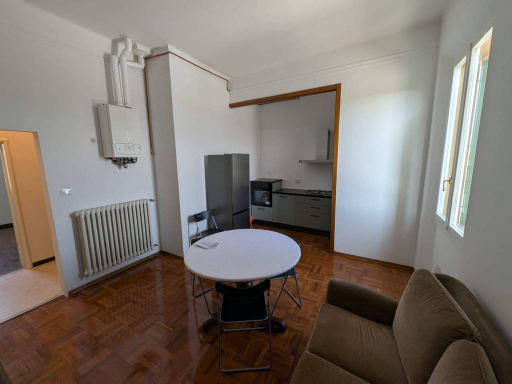 appartamento in affitto a Bologna in zona Saffi