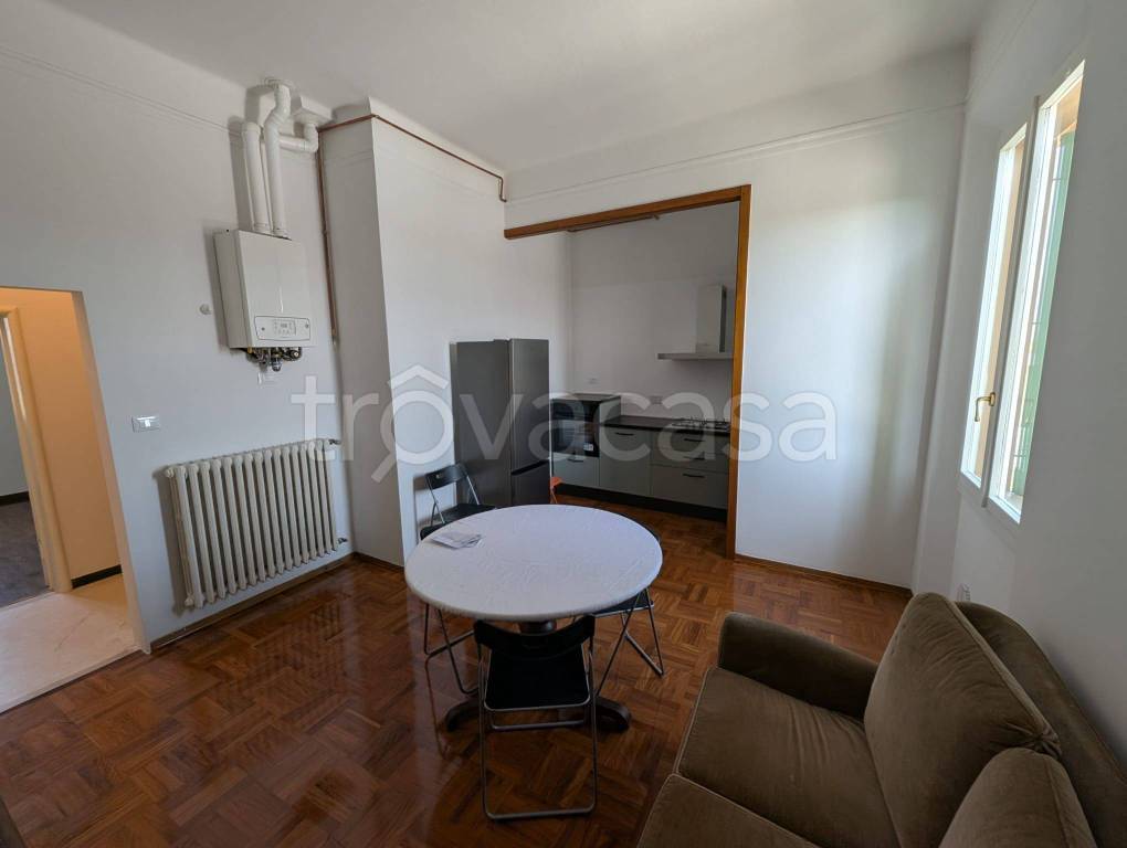 appartamento in affitto a Bologna in zona Saffi