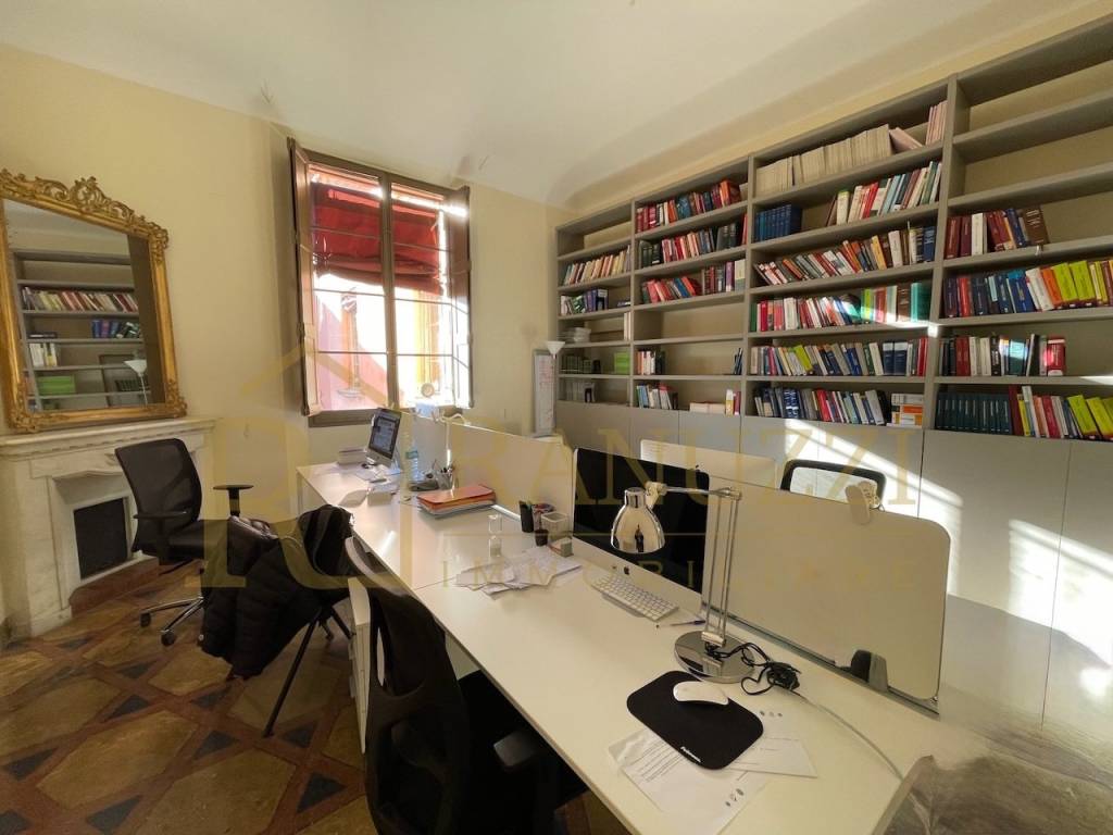 ufficio in affitto a Bologna in zona Santo Stefano