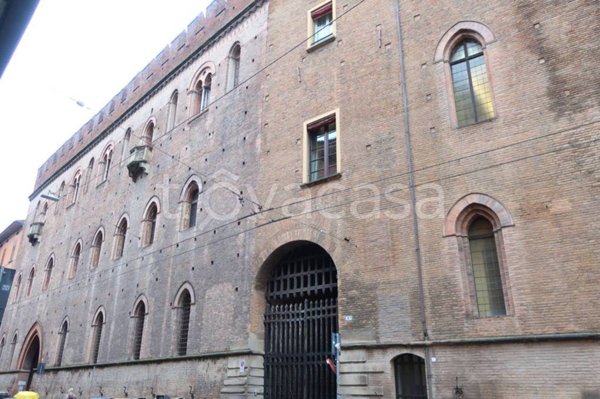 ufficio in affitto a Bologna in zona Santo Stefano