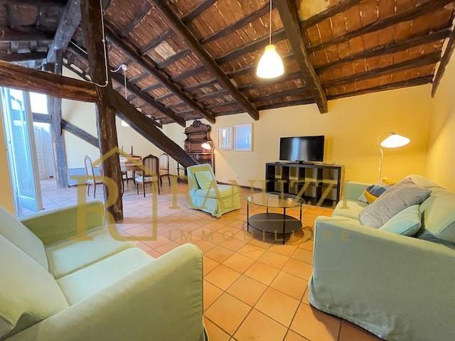 appartamento in affitto a Bologna in zona Santo Stefano