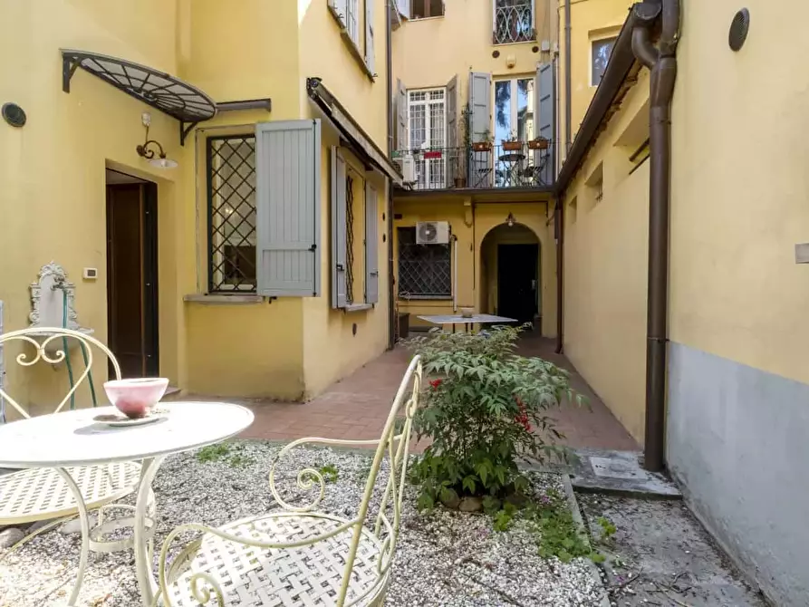 appartamento in affitto a Bologna in zona Santo Stefano