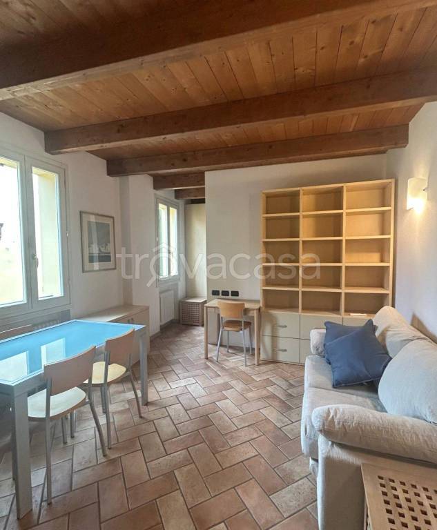 appartamento in affitto a Bologna in zona Santo Stefano