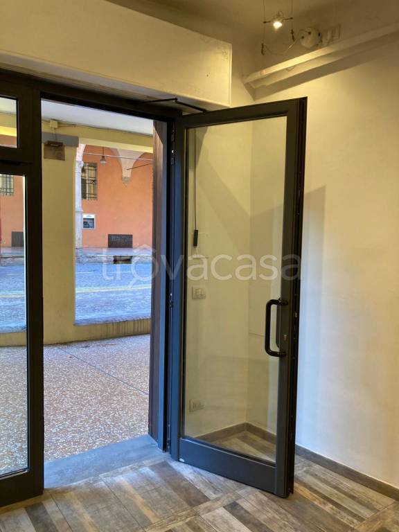 monolocale in affitto a Bologna in zona Santo Stefano