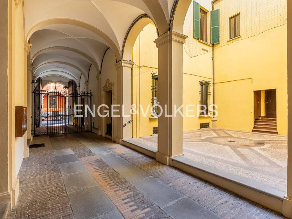 ufficio in affitto a Bologna