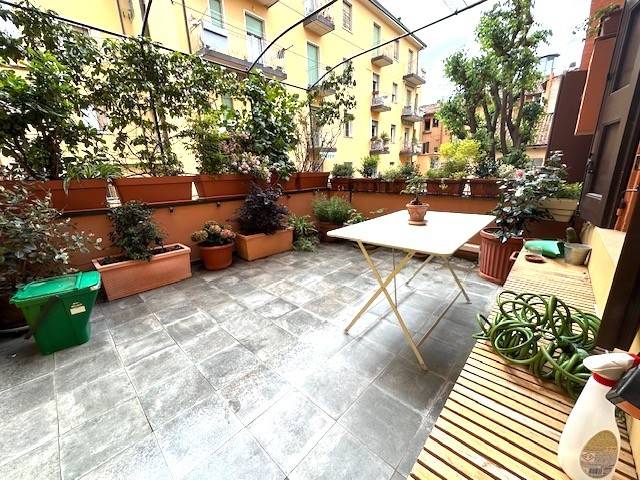 appartamento in affitto a Bologna in zona Santo Stefano