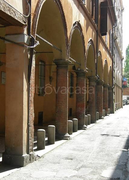 appartamento in affitto a Bologna in zona Santo Stefano