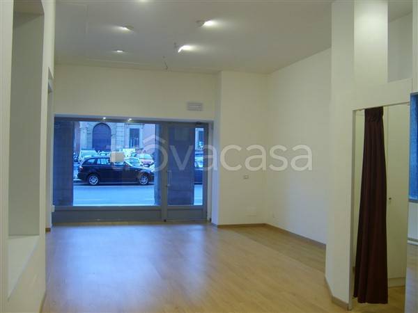 negozio in affitto a Bologna in zona Centro Storico