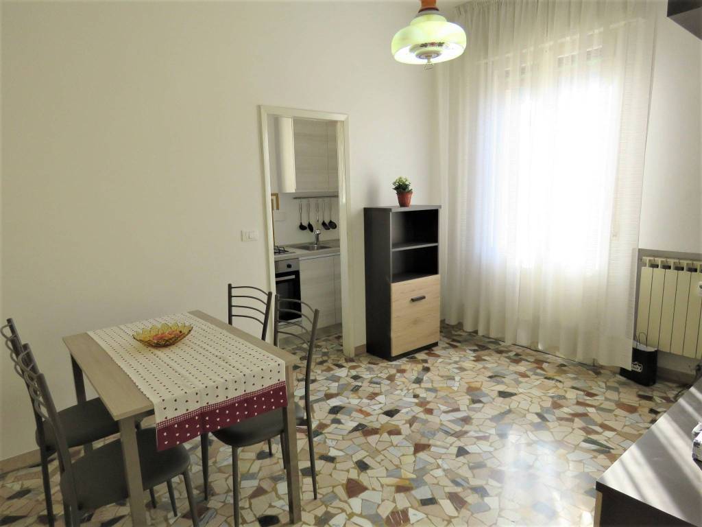 appartamento in affitto a Bologna in zona Saffi