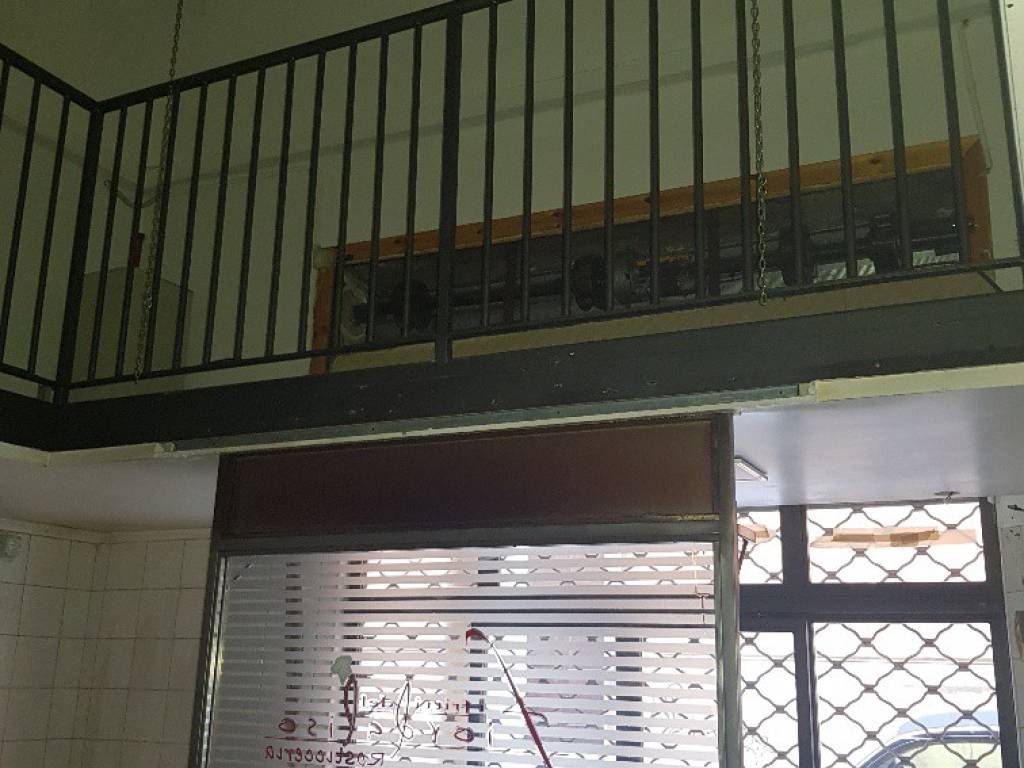 negozio in affitto a Bologna in zona Centro Storico