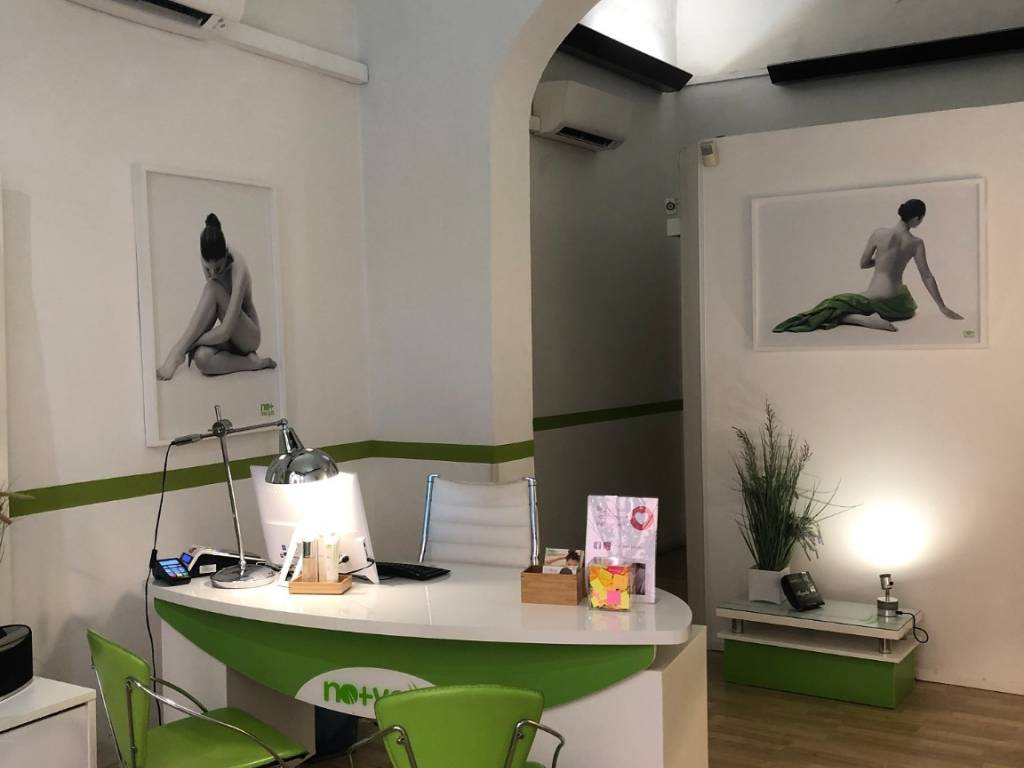 negozio in affitto a Bologna in zona Centro Storico