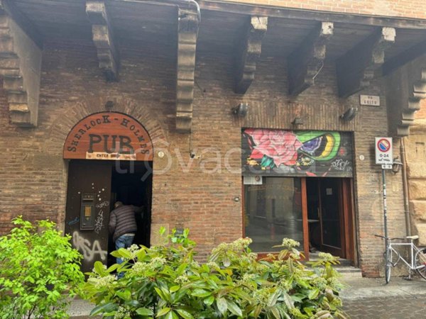 negozio in affitto a Bologna in zona Centro Storico
