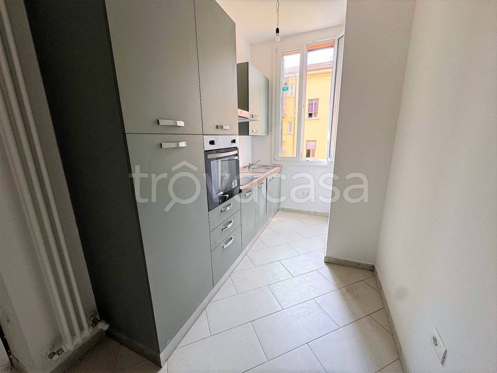 appartamento in affitto a Bologna in zona Saffi