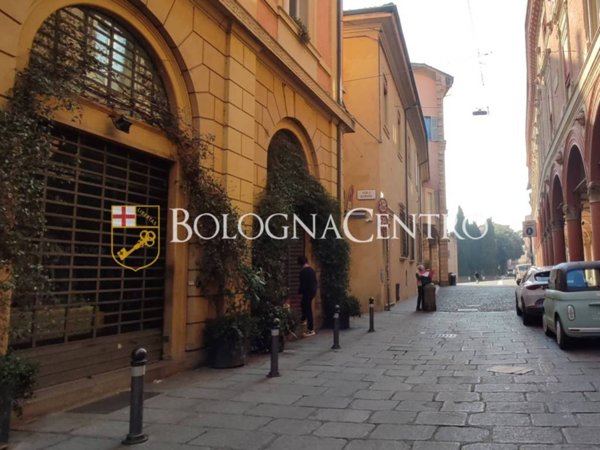 appartamento in affitto a Bologna in zona Santo Stefano