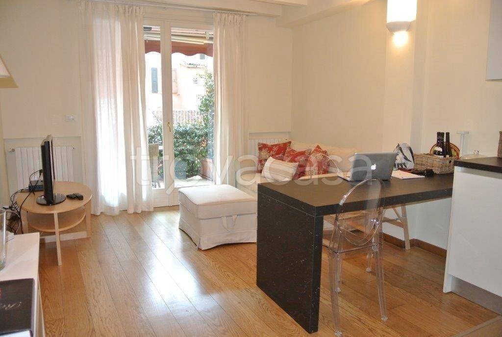 appartamento in affitto a Bologna in zona Santo Stefano