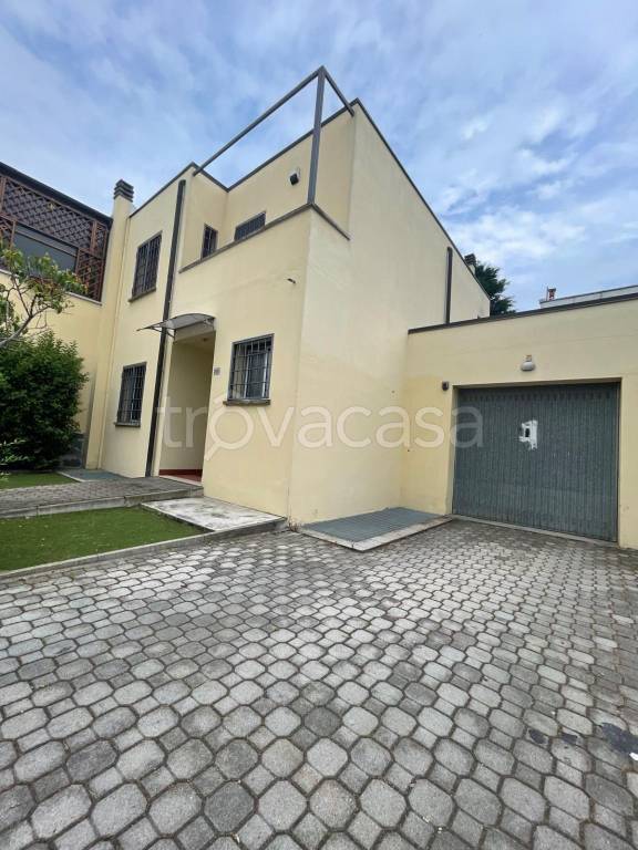 casa indipendente in affitto a Bologna in zona Borgo Panigale
