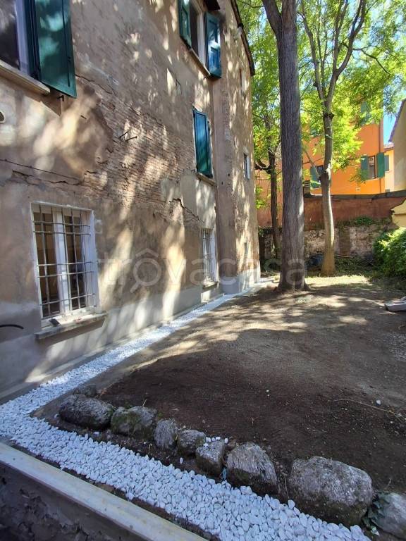 appartamento in affitto a Bologna in zona Santo Stefano