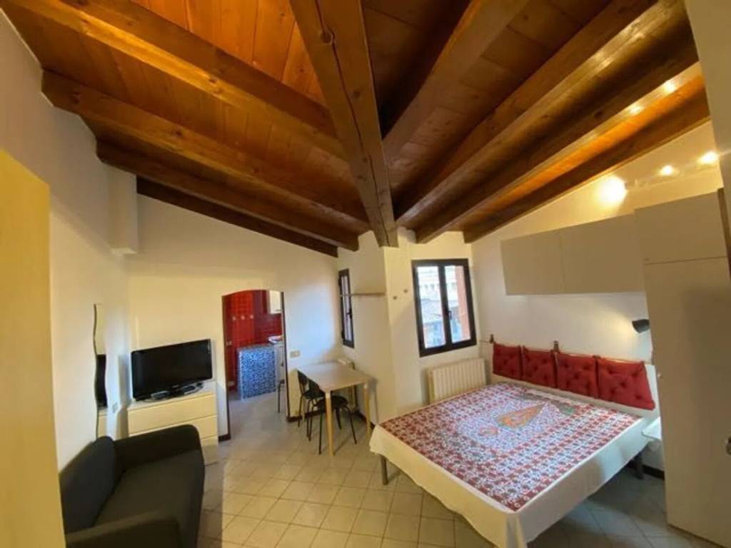 appartamento in affitto a Bologna in zona Centro Storico