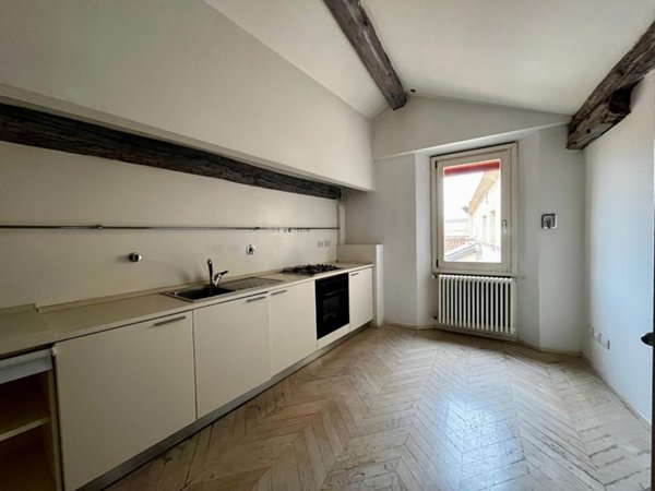 appartamento in affitto a Bologna in zona Santo Stefano