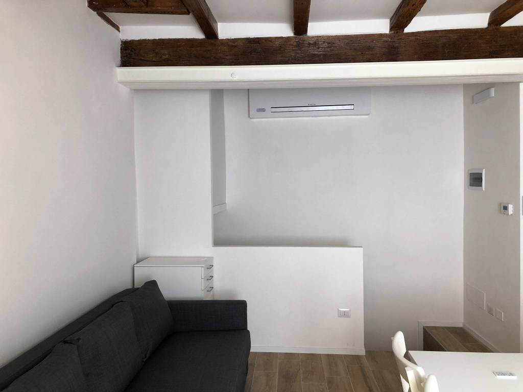 appartamento in affitto a Bologna in zona Santo Stefano