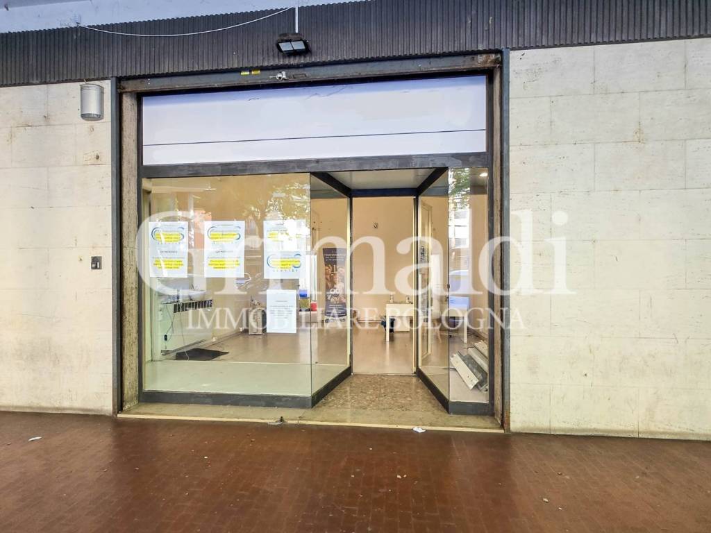 negozio in affitto a Bologna in zona Pilastro