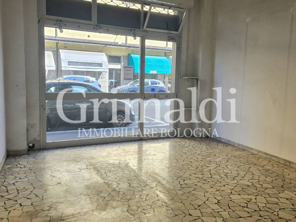 negozio in affitto a Bologna in zona San Vitale