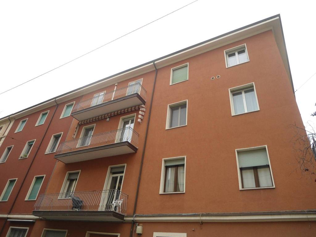 appartamento in affitto a Bologna in zona Saffi