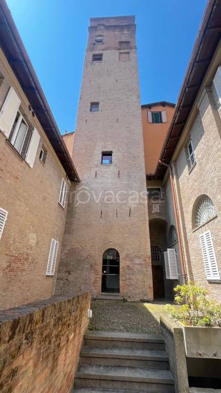 appartamento in affitto a Bologna in zona Santo Stefano
