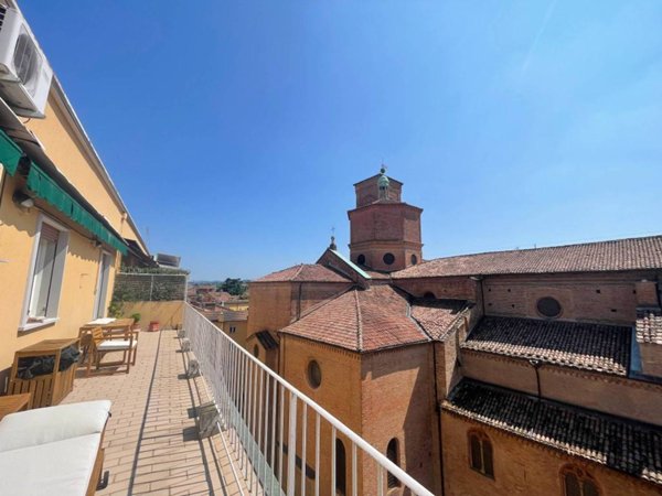appartamento in affitto a Bologna in zona Santo Stefano
