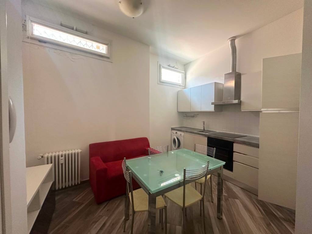 appartamento in affitto a Bologna in zona San Vitale