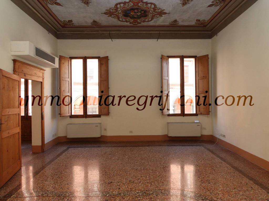 appartamento in affitto a Bologna in zona Santo Stefano