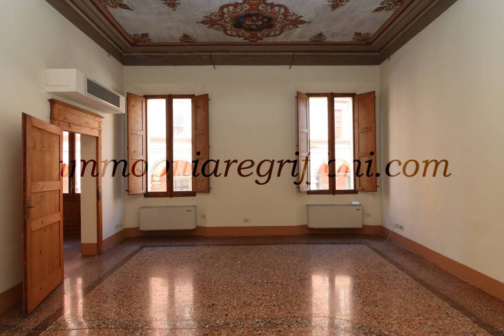 appartamento in affitto a Bologna in zona Santo Stefano