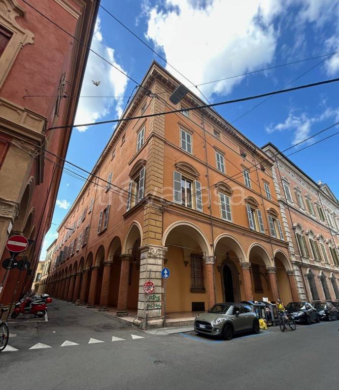 ufficio in affitto a Bologna in zona Centro Storico