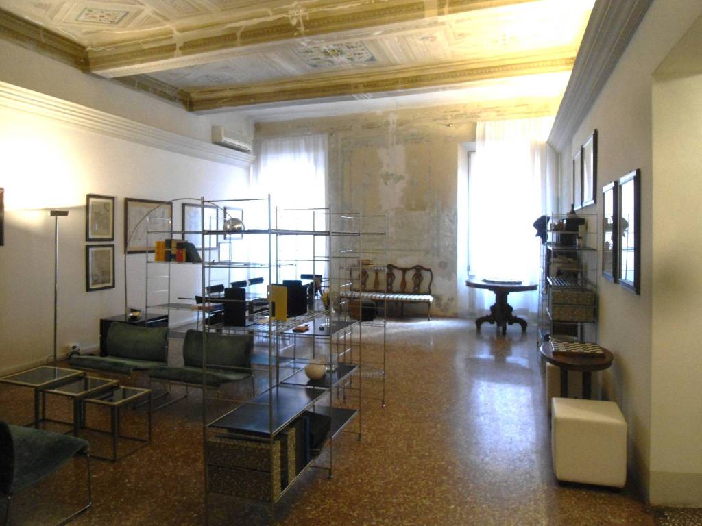 appartamento in affitto a Bologna in zona Santo Stefano