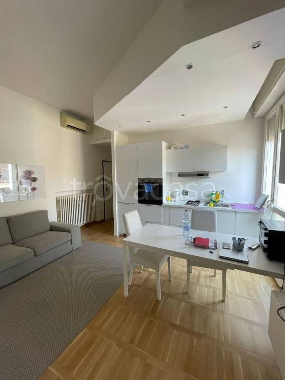 appartamento in affitto a Bologna in zona Saffi