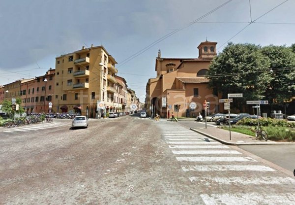 negozio in affitto a Bologna in zona Centro Storico