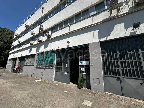 locale commerciale in affitto a Bologna in zona Corticella