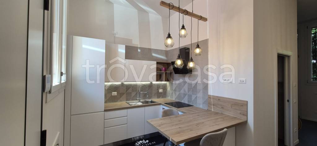 appartamento in affitto a Bologna in zona Saffi